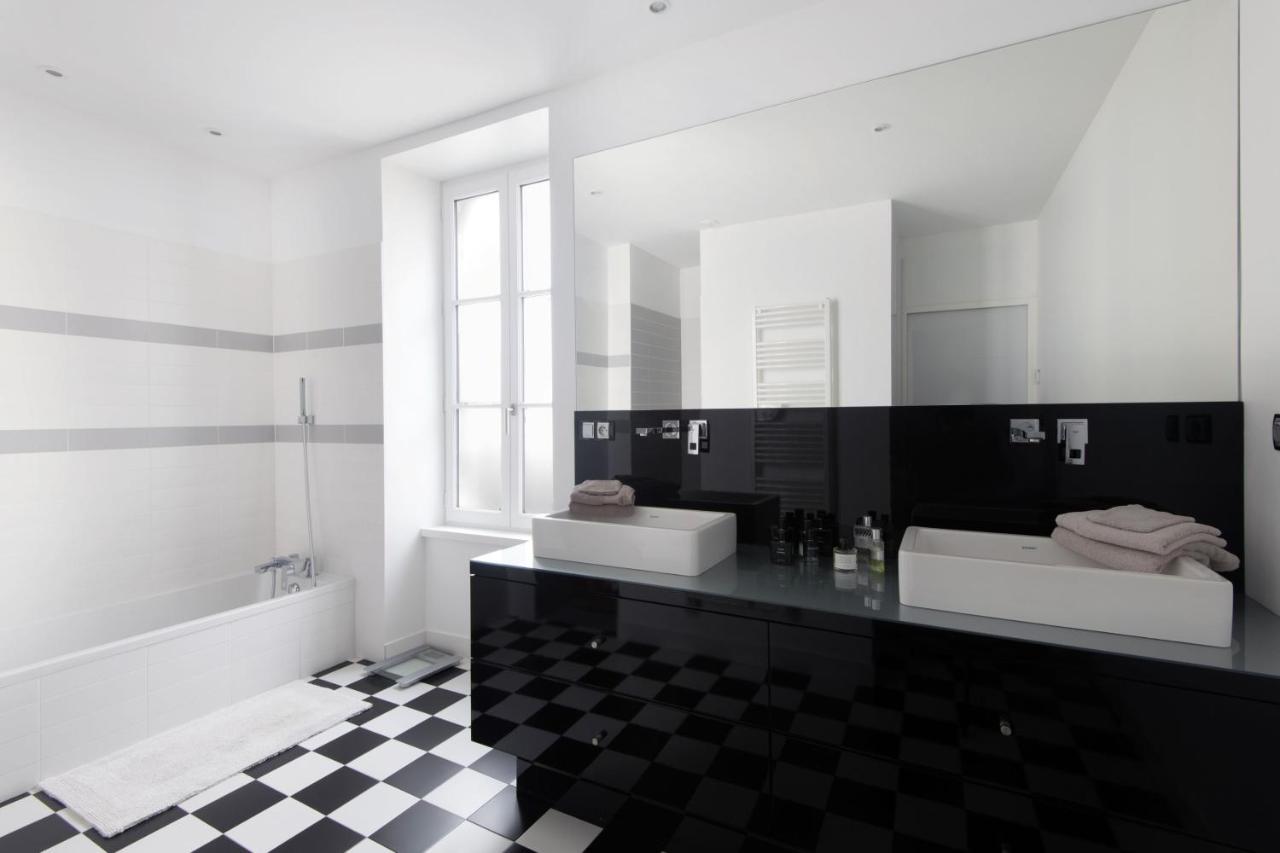 Maison Le Clos Neraud Avec Piscine Et Spa Сен-Мартен-де-Ре Экстерьер фото